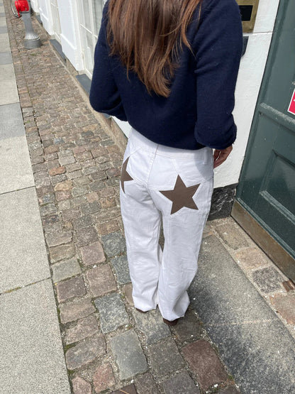 Lola Star Jeans - Oversized jeans with stars.