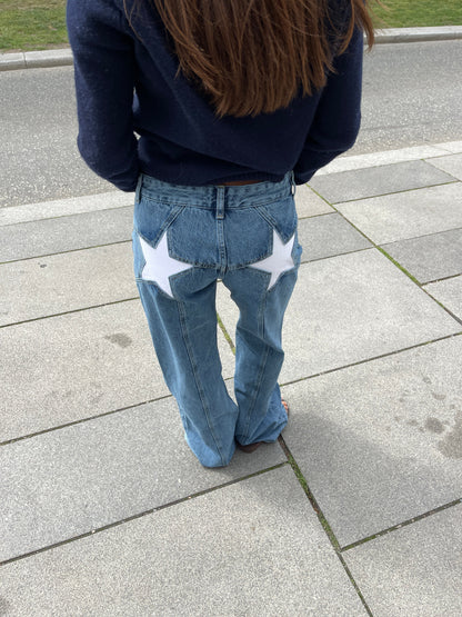 Lola Star Jeans - Oversized jeans with stars.