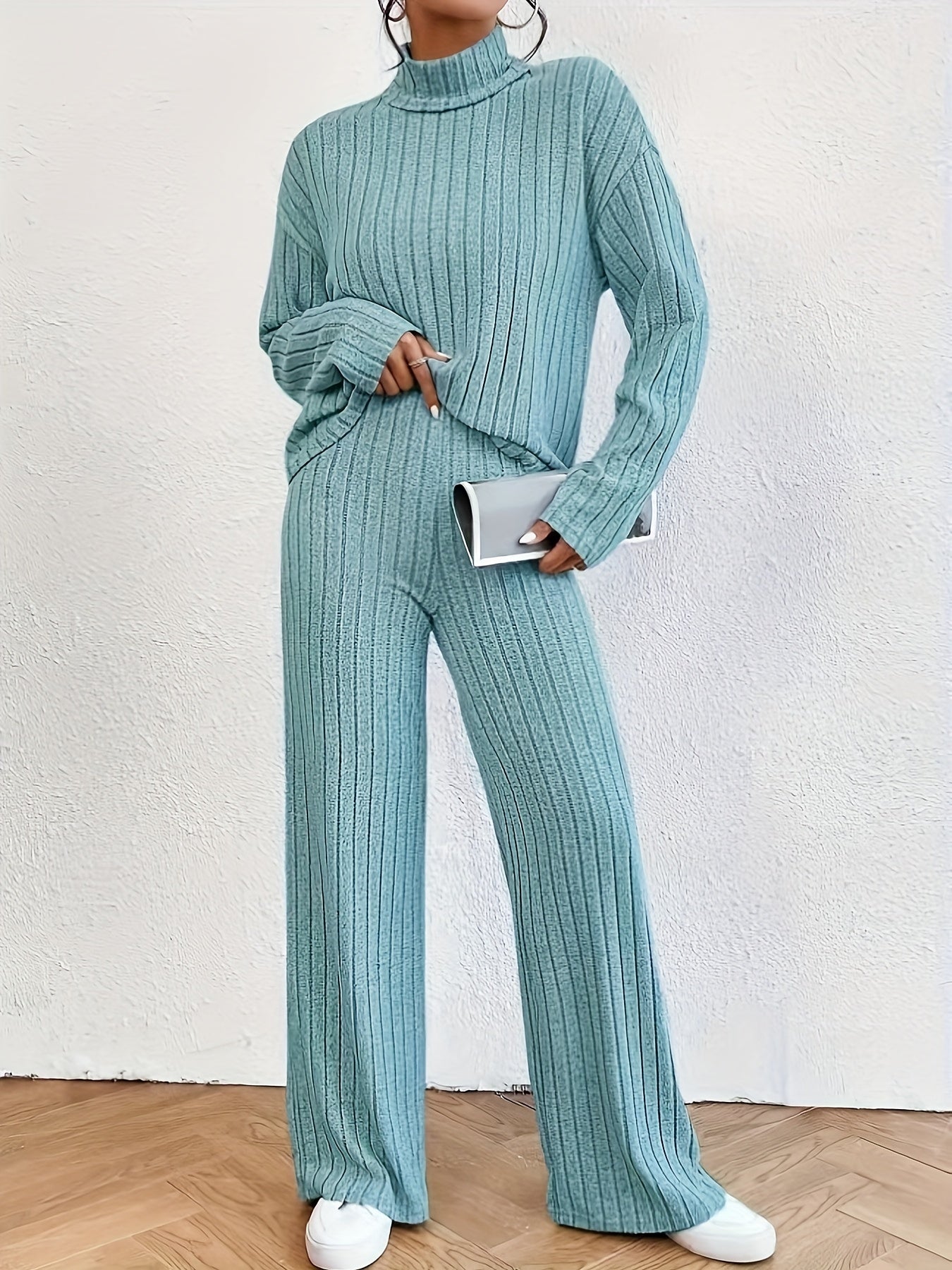 Maeve & Co London™ - Ribbed Two-Piece Lounge Set