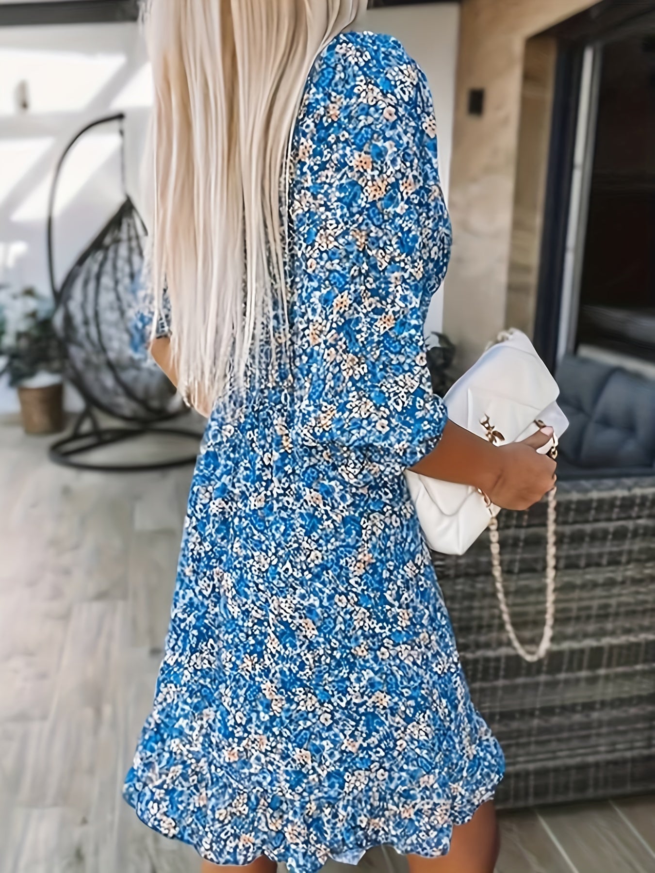 Lila | Floral Print V-Neck Shirred Waist Dress